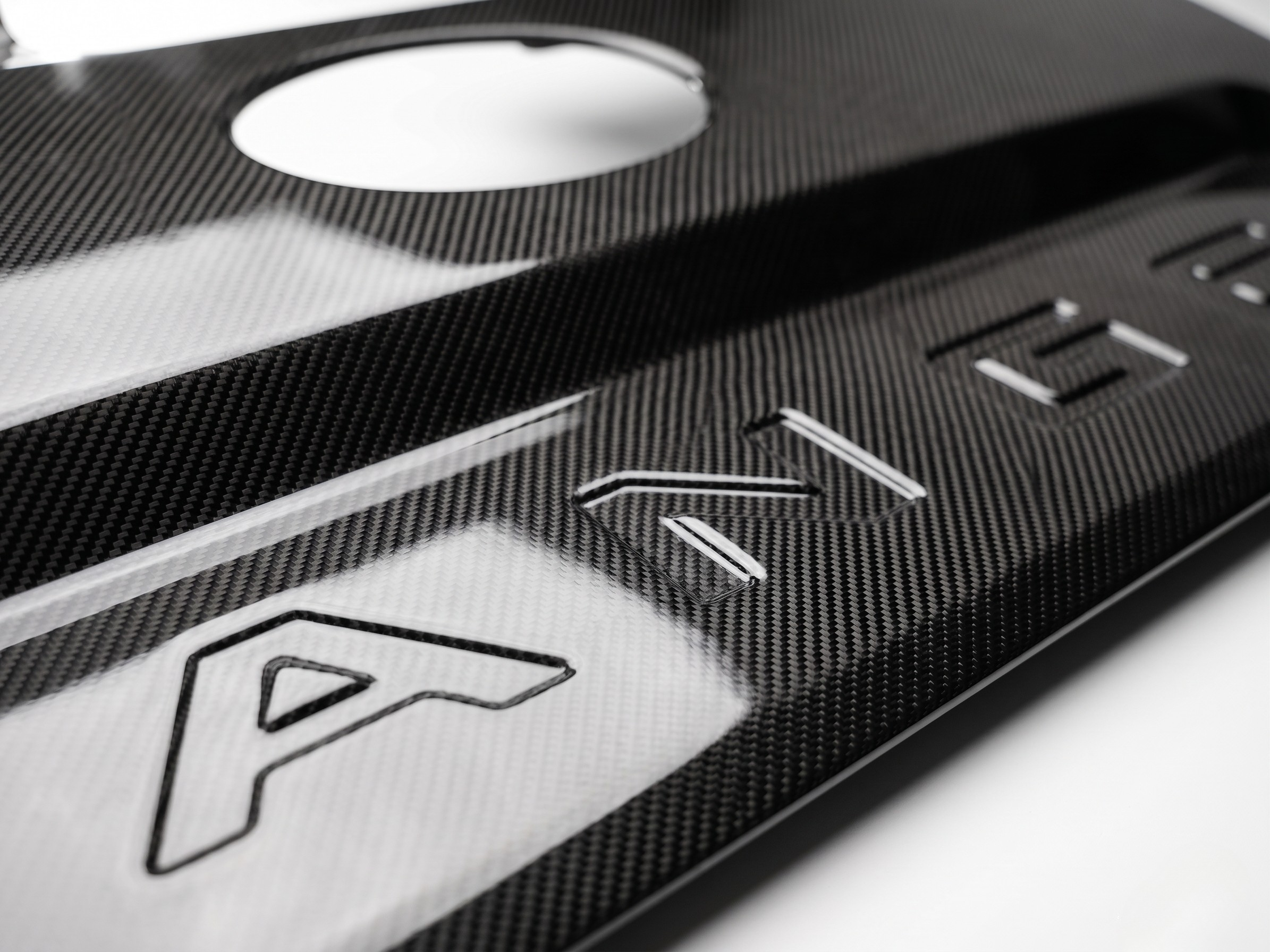 Ford Ranger Raptor | Carbon Fiber Tailgate Cover